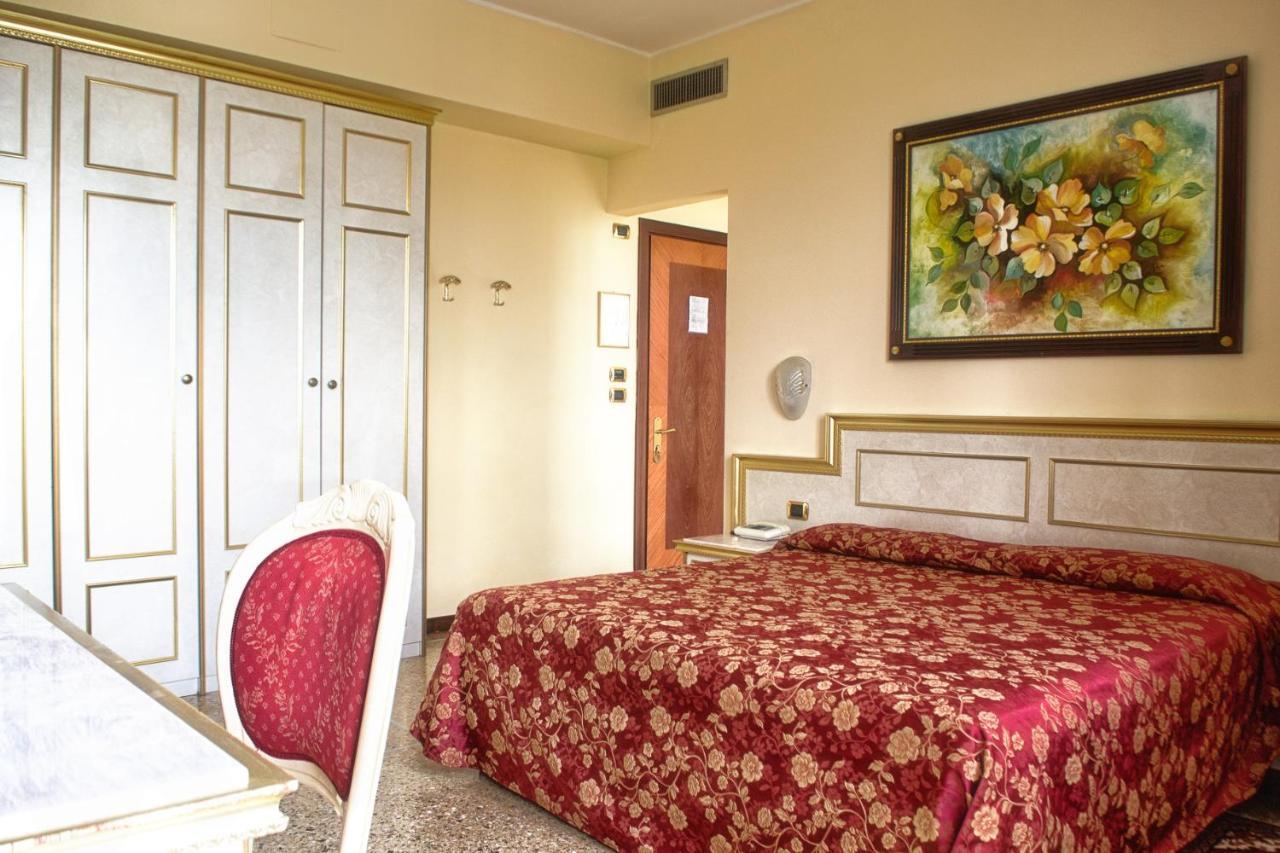 Hotel Internazionale Terme Абано-Терме Экстерьер фото