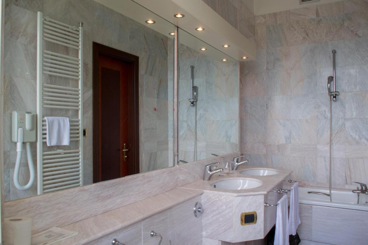 Hotel Internazionale Terme Абано-Терме Экстерьер фото