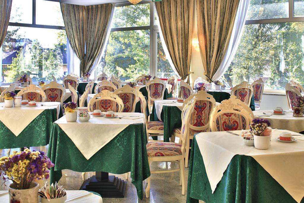 Hotel Internazionale Terme Абано-Терме Экстерьер фото