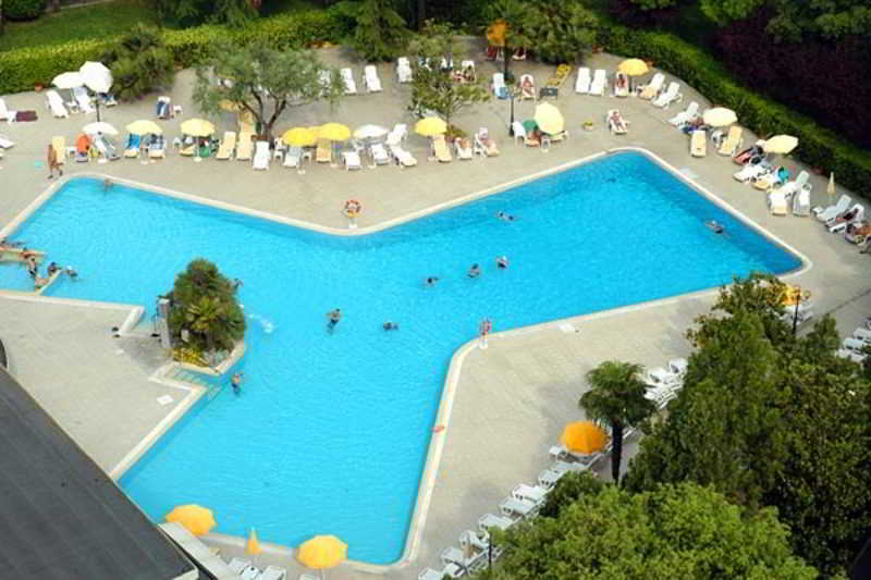 Hotel Internazionale Terme Абано-Терме Экстерьер фото