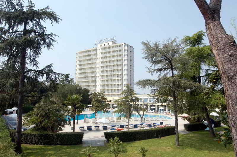 Hotel Internazionale Terme Абано-Терме Экстерьер фото